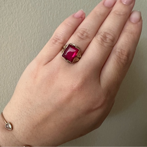 10k Antique Gold Ring Ruby Stone vintage estate - Picture 2 of 4